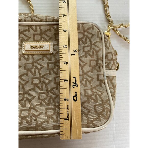 DKNY Signature Logo Beige/Tan Canvas Crossbody Bag with Zipper Closure Office - Picture 6 of 12